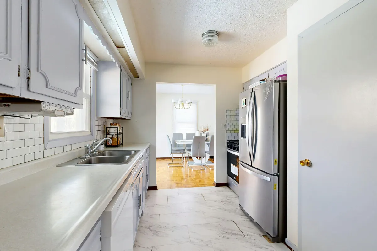 refrigerator door gasket not sealing